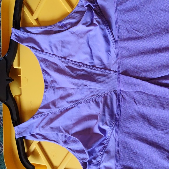 Lululemon Run: Ta Ta Tapper - Picture 10 of 11